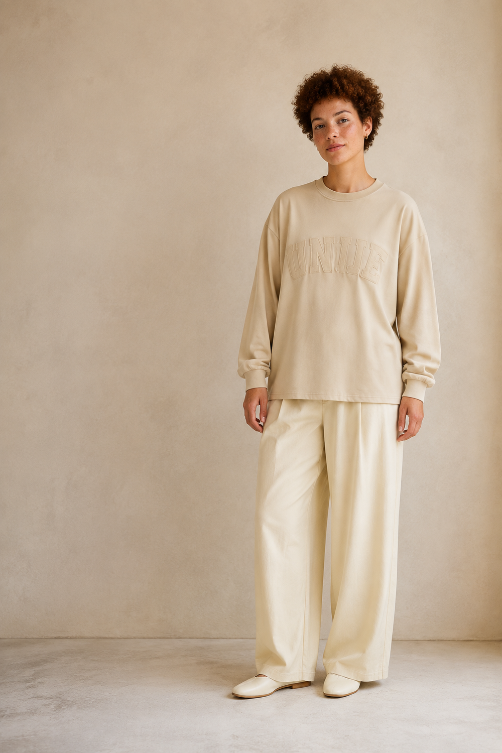 Casual Crew-Neck Sweatshirt Sewing Pattern 1254 cover
